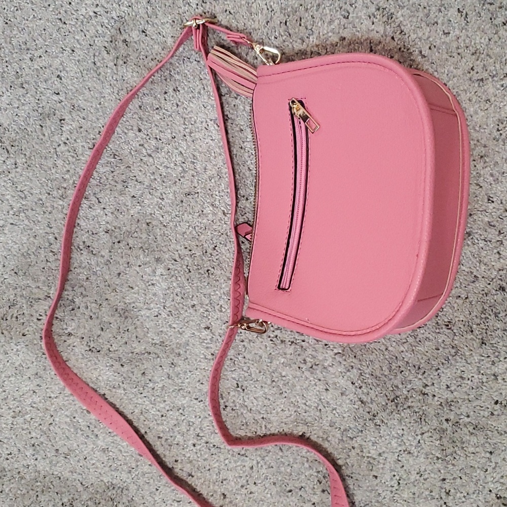 🎀Cute pink purse w tassel 🎀